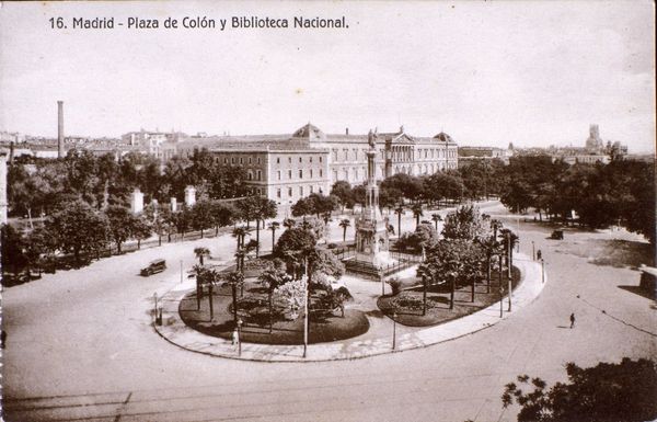 Plaza de Coln y Biblioteca Nacional de Espaa