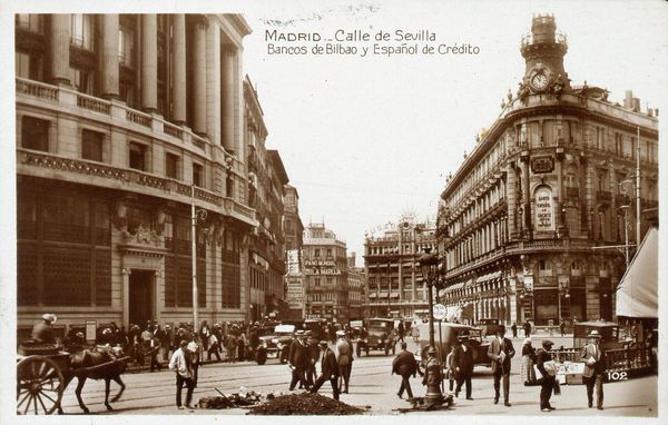 Calle de Sevilla y Bancos de Bilbao y Español de Crédito