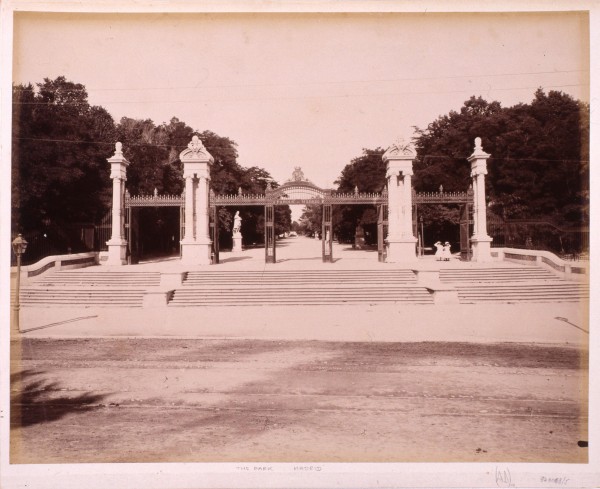 Entrada al Parque del Retiro