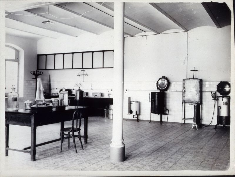 Interior del laboratorio del Matadero Municipal