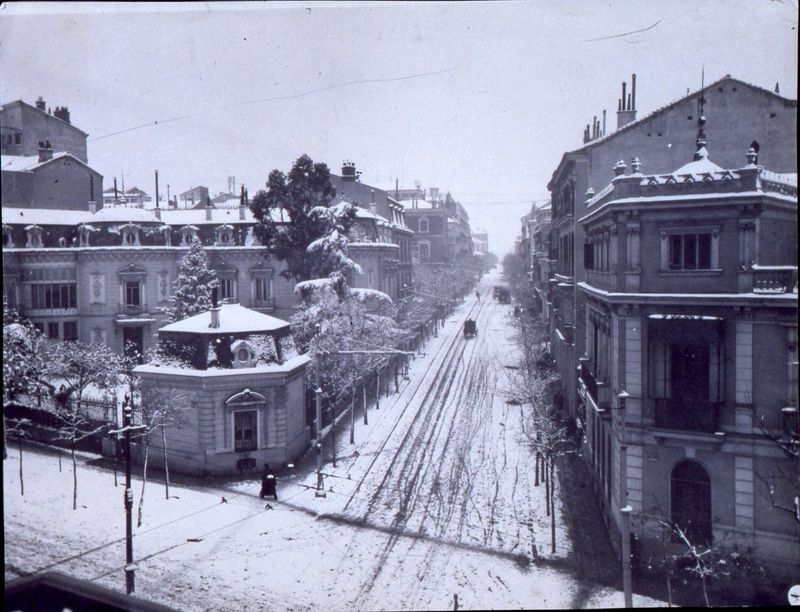 Calle de Zurbano y Palacio Bedmar un da de nevada