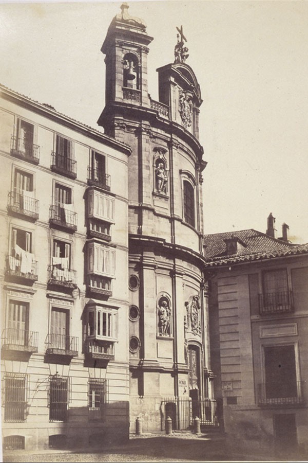 Fachada de la iglesia de San Justo (Madrid)