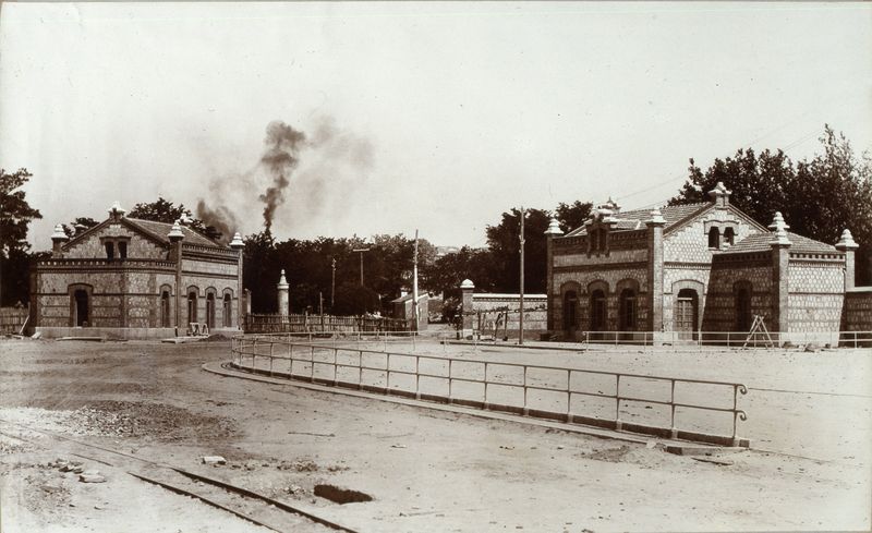 Pabellones de entrada del Matadero Municipal