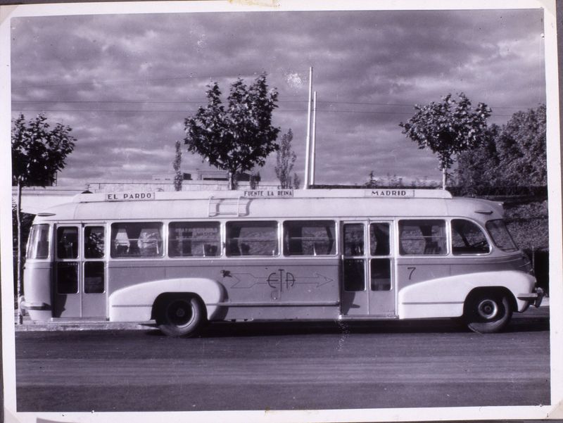 Autobús de servicio El Pardo-Fuente la Reina-Madrid
