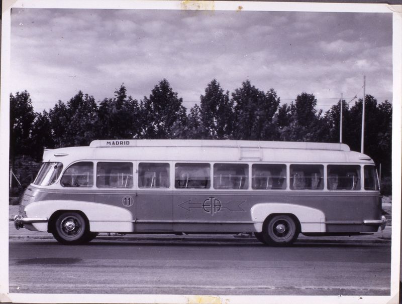 Autobs de la Empresa Turstica de Autobuses
