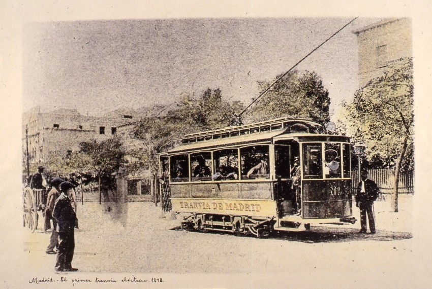 El primer tranvía eléctrico. 1898
