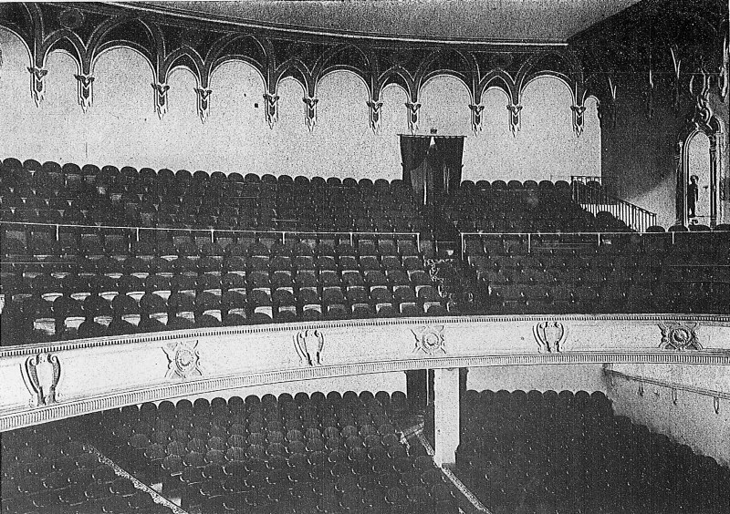 Aspecto general de la sala de espectculos del Palacio de la Prensa