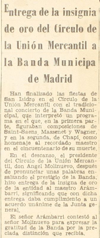 Entrega de la insignia de oro del Crculo de la Unin Mercantil a la Banda Municipal de Madrid