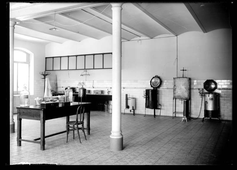 Laboratorio y Gabinete de Triquinoscopia del Matadero municipal