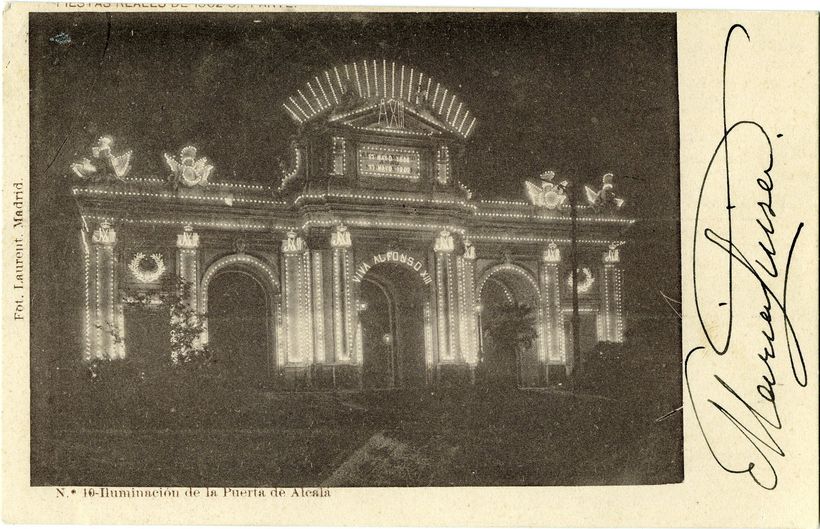 Iluminacin de la Puerta de Alcal