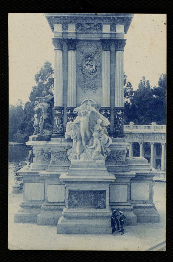 Monumento a Alfonso XII. Vista parcial. Grupo escultrico de El Progreso