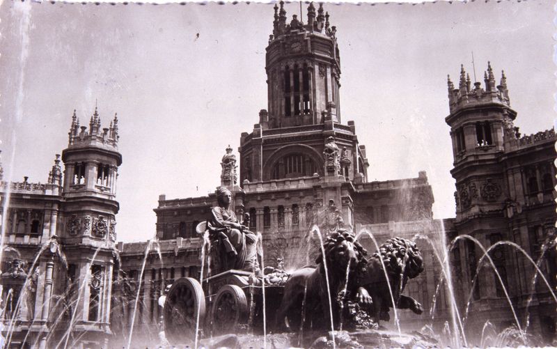 Palacio de Comunicaciones y Cibeles