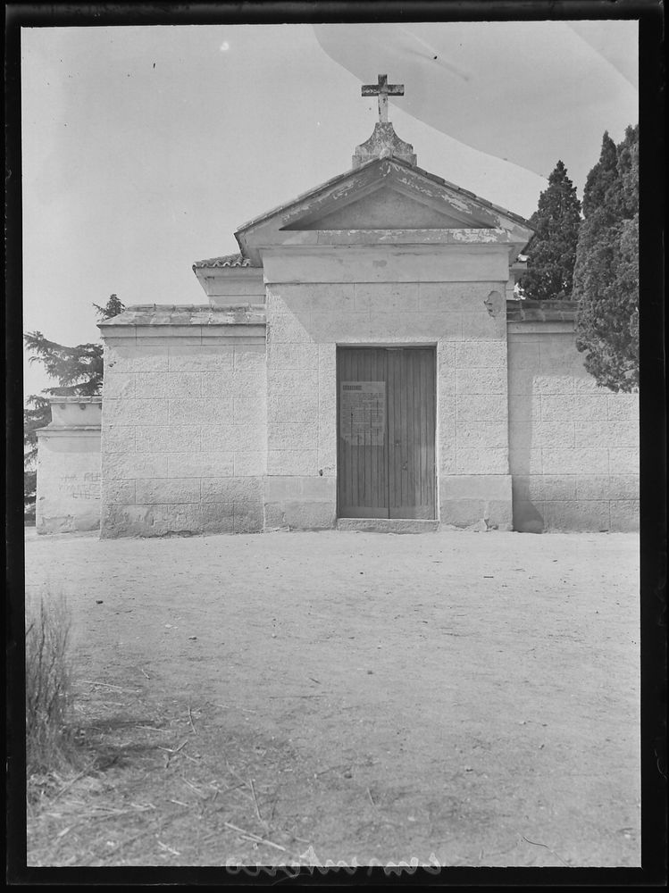 Cementerio de empleados en la Casa de Campo