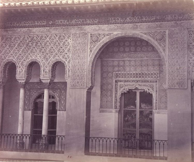 Detalle de la fachada principal del Alcázar de Sevilla