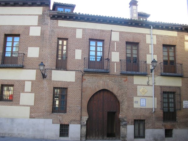 Casa de Don Álvaro de Luján