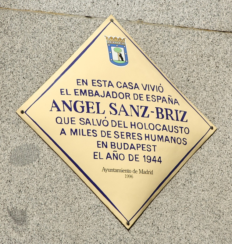 Angel Sanz-Briz