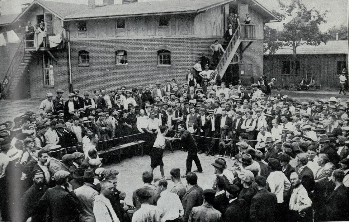 Ring de boxeo organizado por los prisioneros ingleses en el campo de concentración de Ruhleben