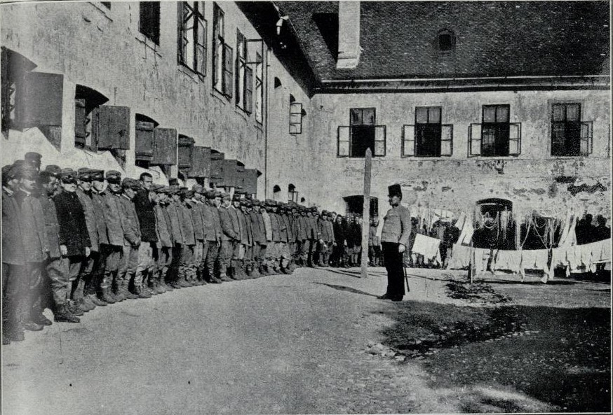 Soldados italianos prisioneros de los austriacos
