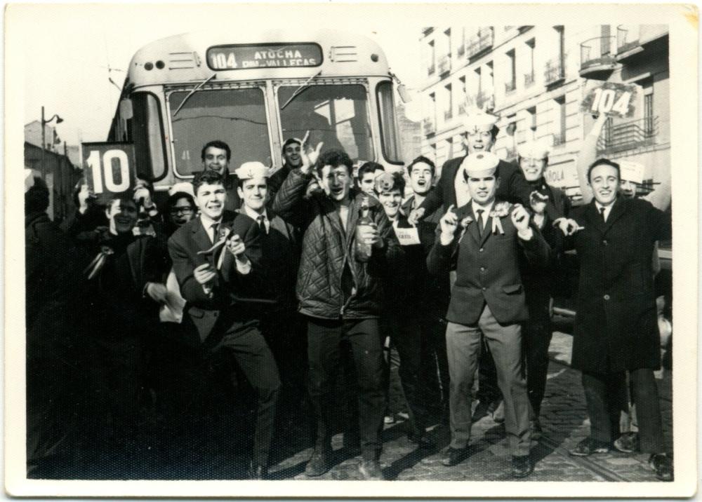 Quintos del Pozo del To Raimundo en la Avenida de la Ciudad de Barcelona