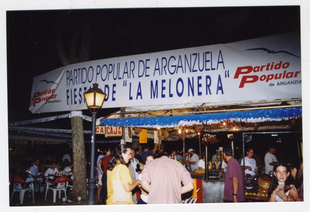 Caseta del Partido Popular de Arganzuela en las fiestas de la Melonera