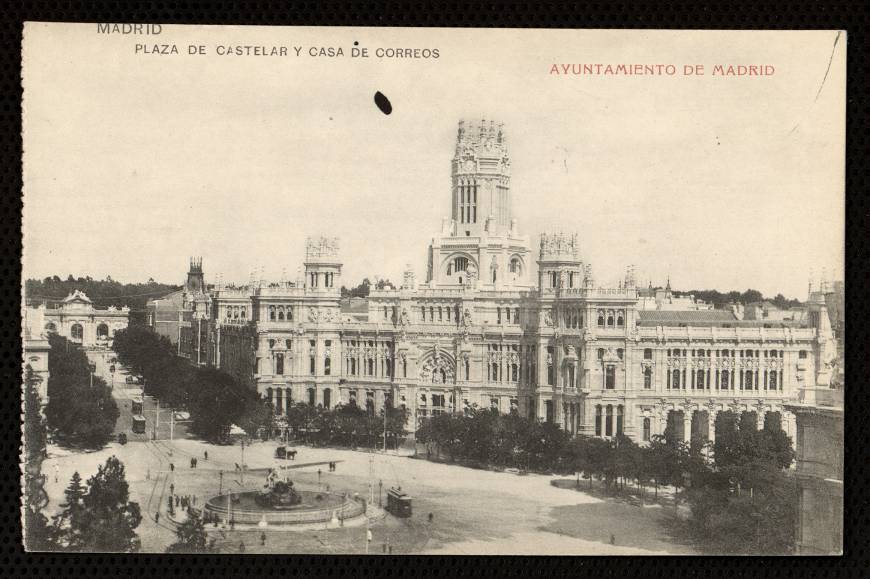 Plaza de Castelar y Casa de Correos