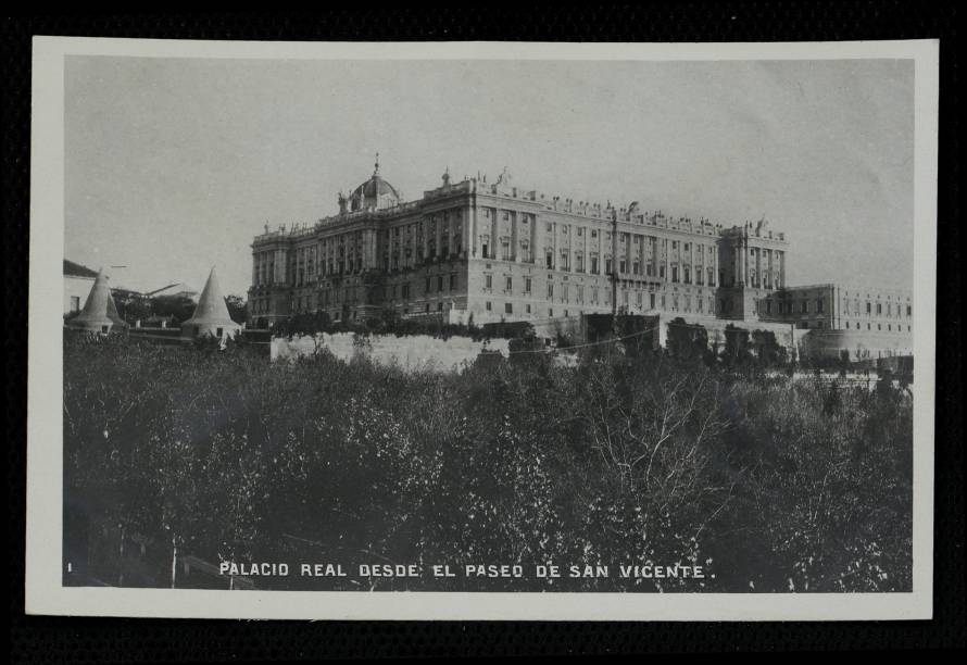 Palacio Real desde el Paseo de San Vicente