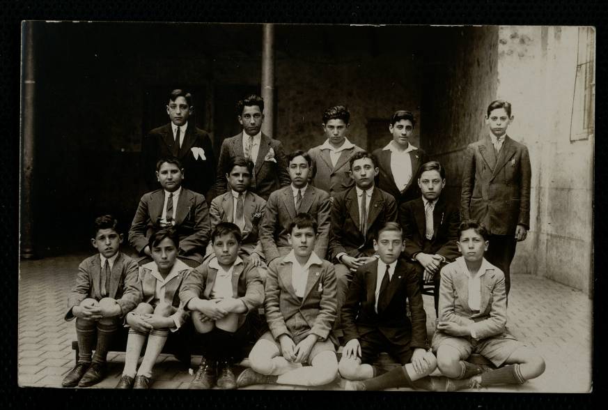 Retrato de grupo escolar. Colegio de Hermanos Maristas