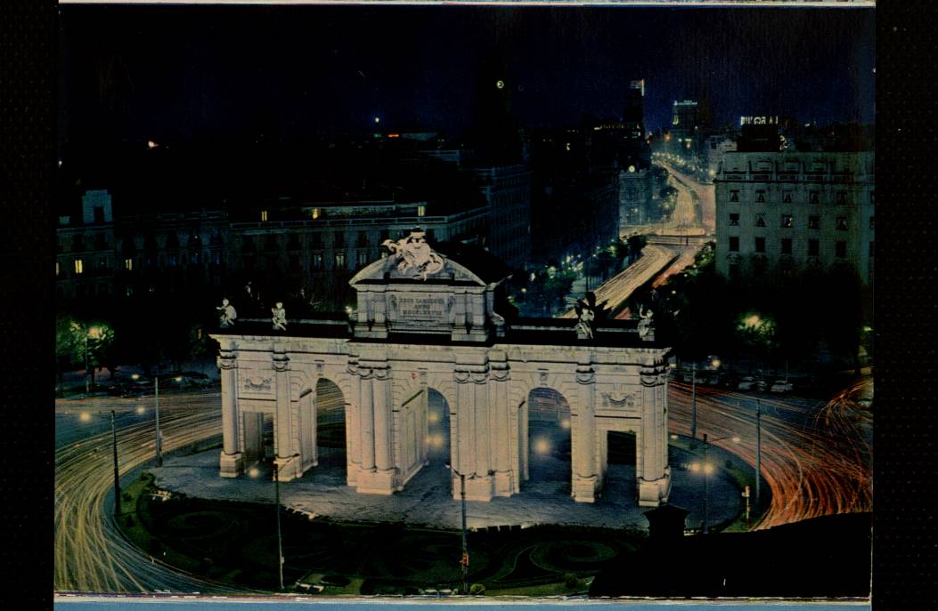 Madrid. Puerta de Alcal. Nocturna