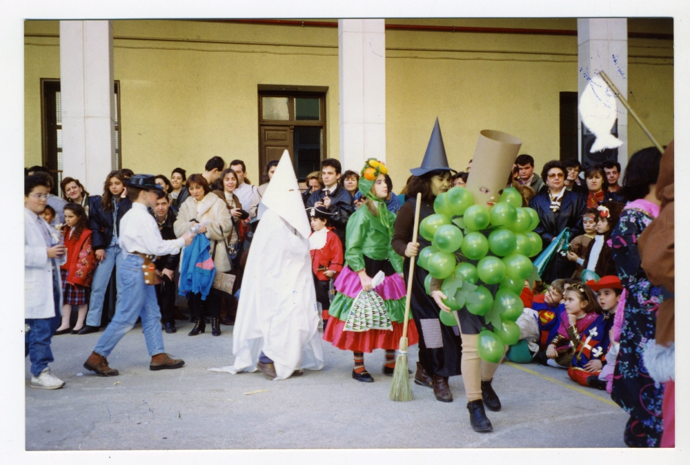 Concurso durante los carnavales en el Colegio San Eugenio y San Isidro