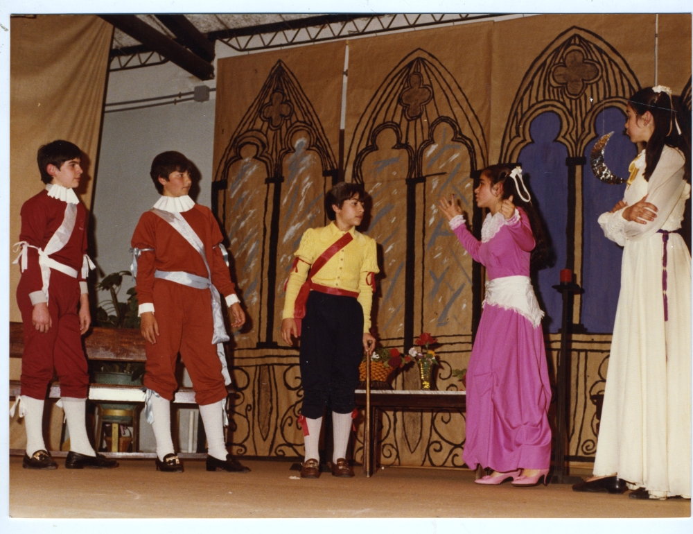 Teatro clásico en el Colegio San Eugenio y San Isidro