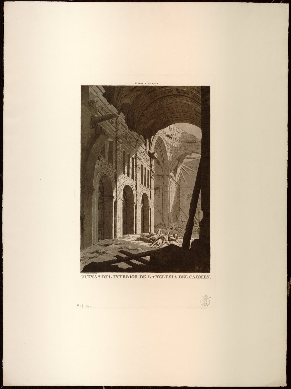 Ruinas del interior de la iglesia del Carmen