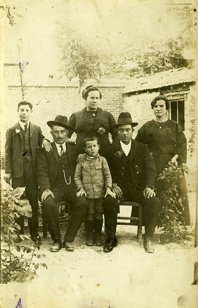 Familia de la Cruz Jimnez