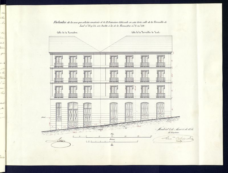 D. Francisco Cabezuelo y Cueto, para construir de nueva planta la casa de su propiedad, sita en la calle de la torrecilla del leal, n2 22 y 24, con vuelta a la de la Escuadra, n 2 de la manzana 30.