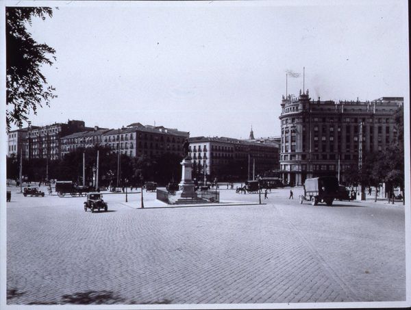 La Glorieta de Atocha desde la calle de Claudio Moyano