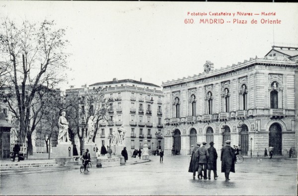 Plaza de Oriente
