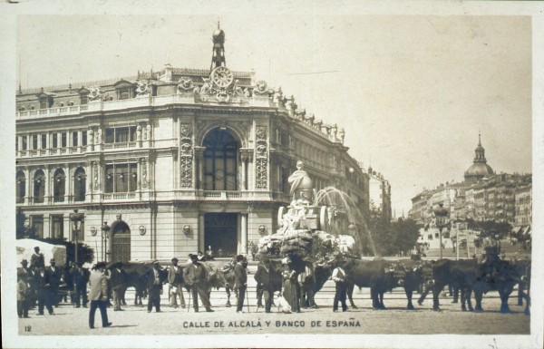 Calle de Alcalá y Banco de España