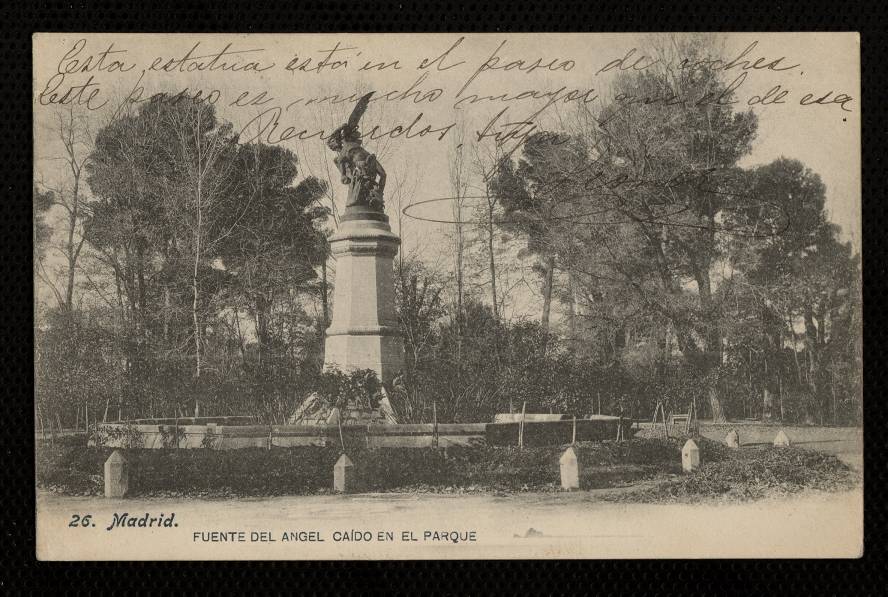 Fuente del Angel Cado en el Parque del Buen Retiro