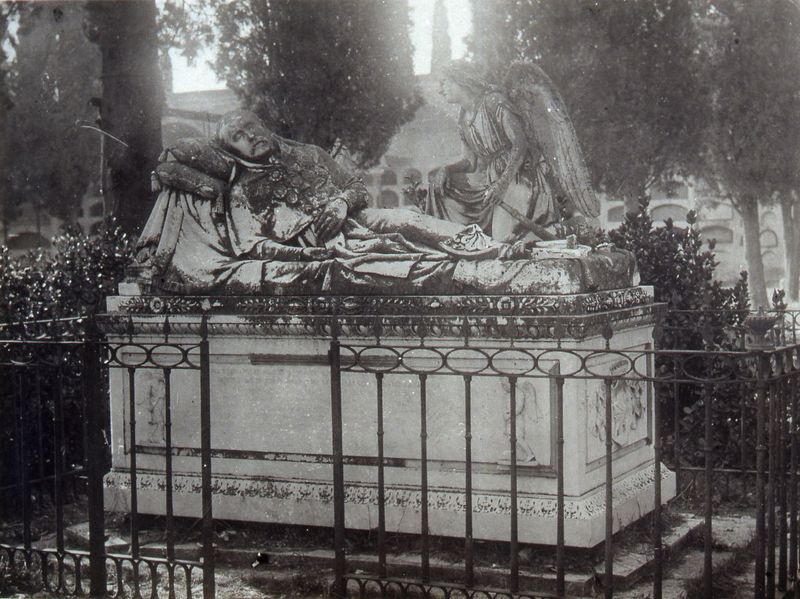 Mausoleo de D. Francisco de Quinto, 1er. Conde de Quinto, en el cementerio de San Martn?