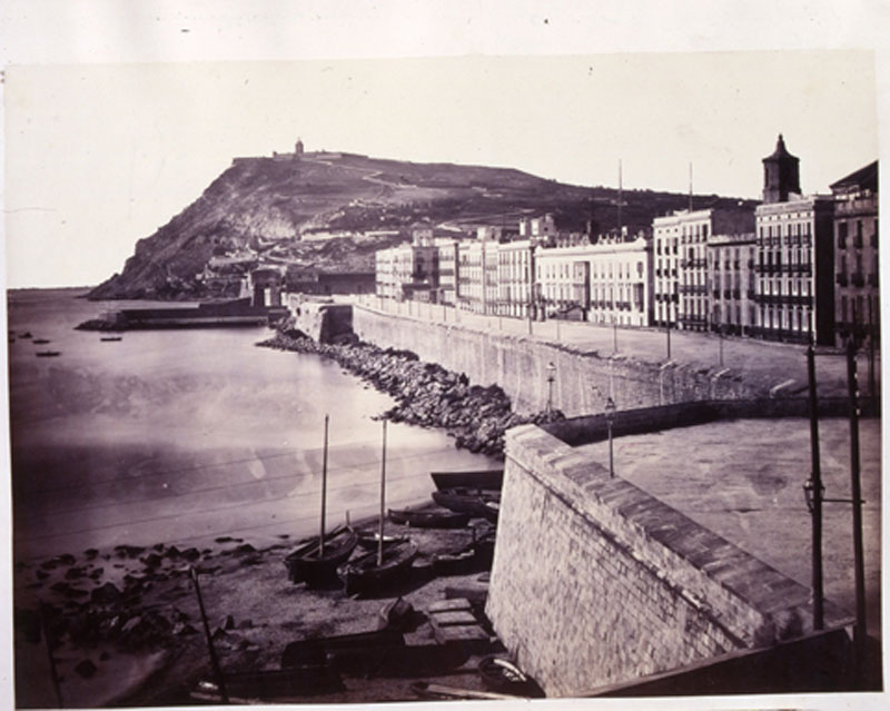 Muralla del mar (Barcelona)