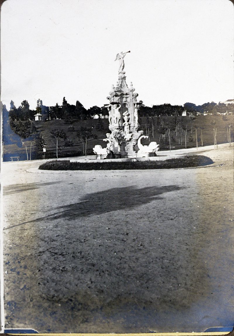 Fuente de la Fama en el Parque del Oeste
