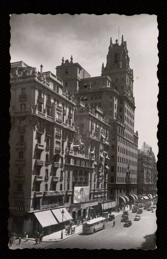 Avenida de Jos Antonio. La Telefnica