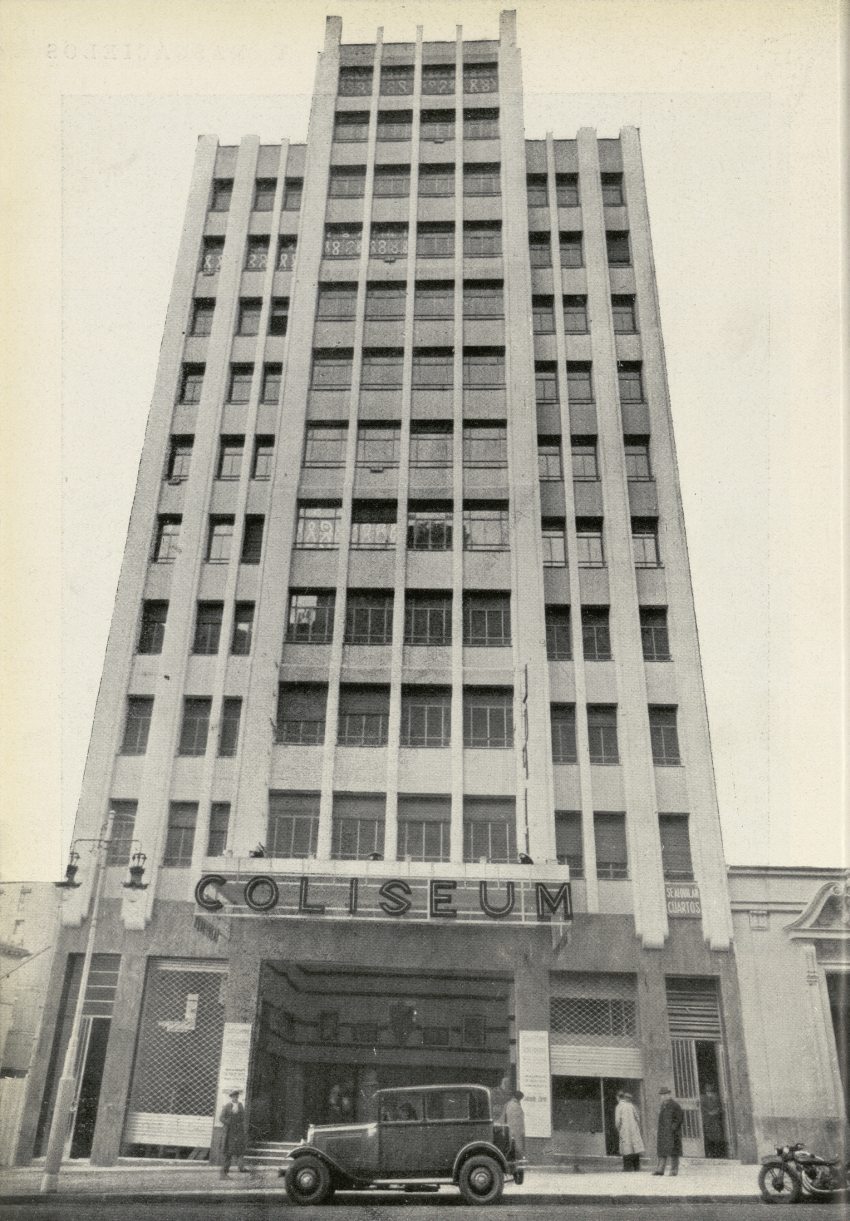 Fachada a la Gran Va del edificio Coliseum