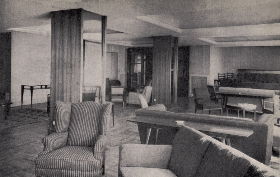 Un aspecto del hall del hotel Menfis
