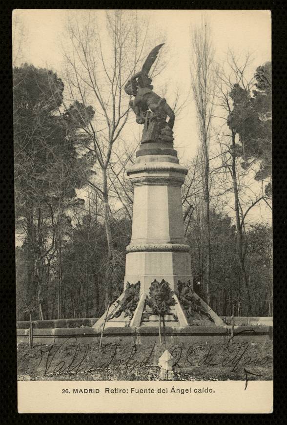 Monumento al Angel Cado en el Retiro