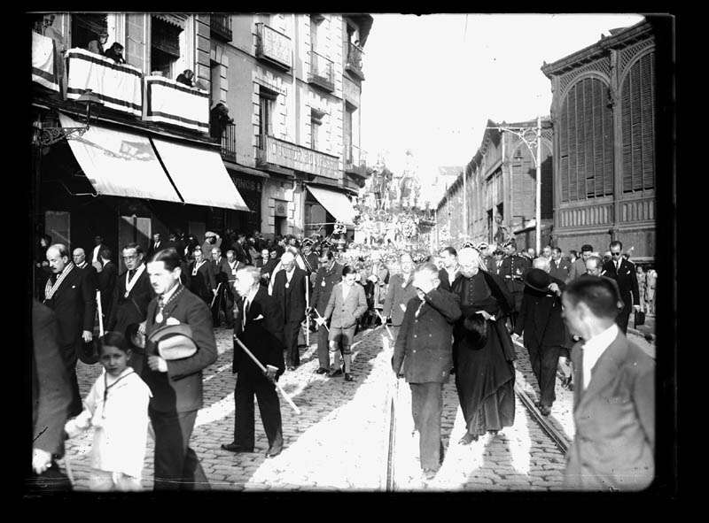 Paso de San Isidro y Santa Mara de la Cabeza en la procesin del Corpus