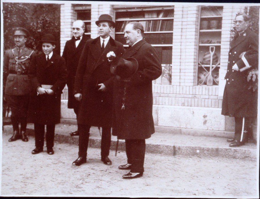 Inauguracin de la biblioteca del parterre del Retiro