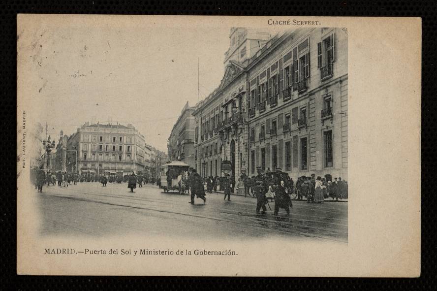 Puerta del Sol y Ministerio de la Gobernacin