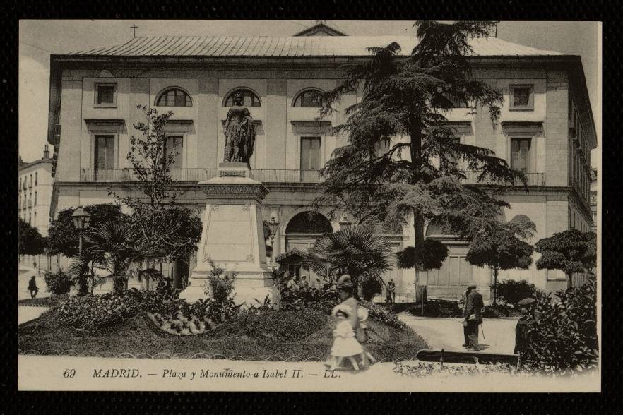 Plaza y Monumento a Isabel II