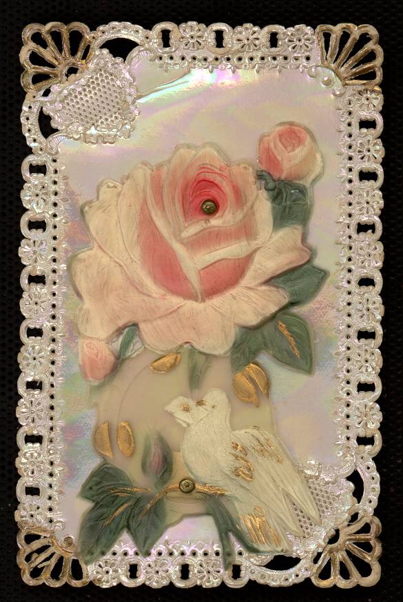 Rosas y paloma mensajera