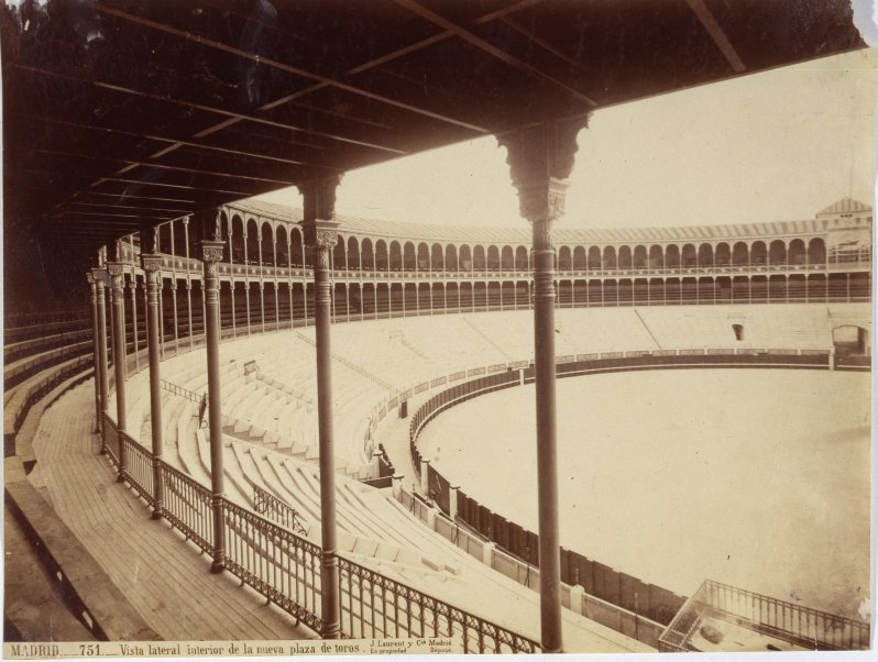 Vista lateral interior de la nueva Plaza de Toros